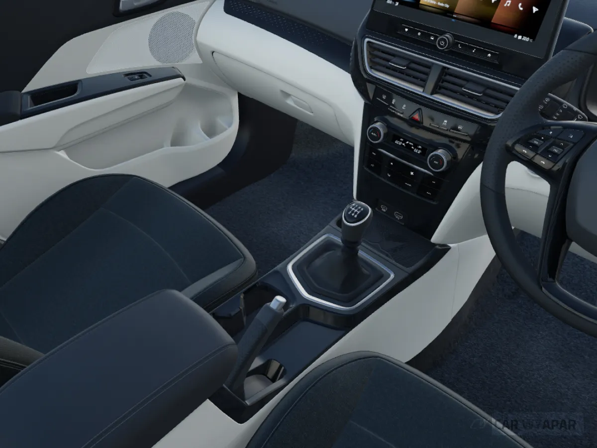 Mahindra XUV 3XO AX5 L Turbo